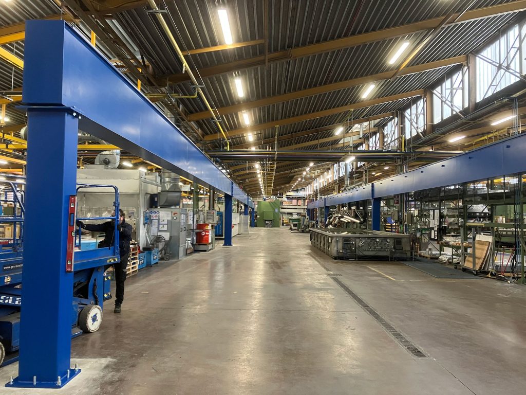 vide di corsa blu Modine CIS Italy